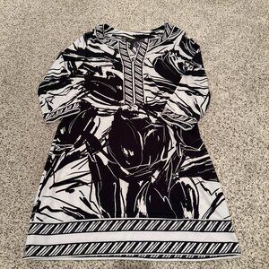 BCBGMaxAzria | Patterned Tunic Shift Dress | Black/White | Size M